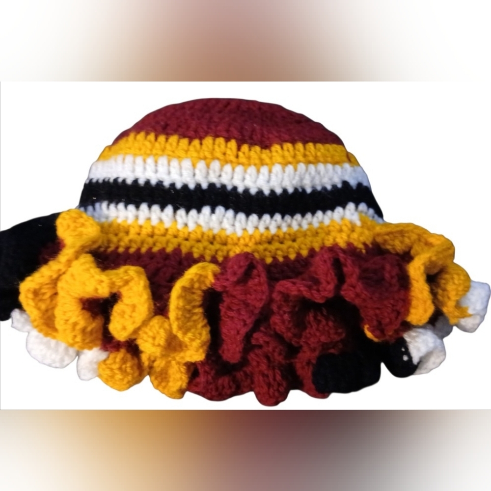 NWT Handcrafted W. Commanders Crochet Ruffle Hat. - Picture 5 of 8